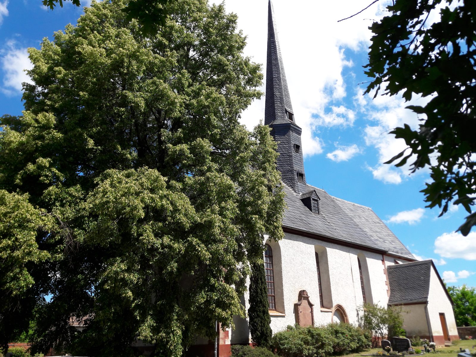 Kirche Neukirchen